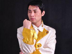 邓小龙个人资料,从平凡走向卓越的奋斗历程